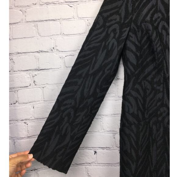 Dana Buchman Embroidered Zebra-like Print Mob Wife Black Lightweight 3/4 Coat M - Picture 3 of 13